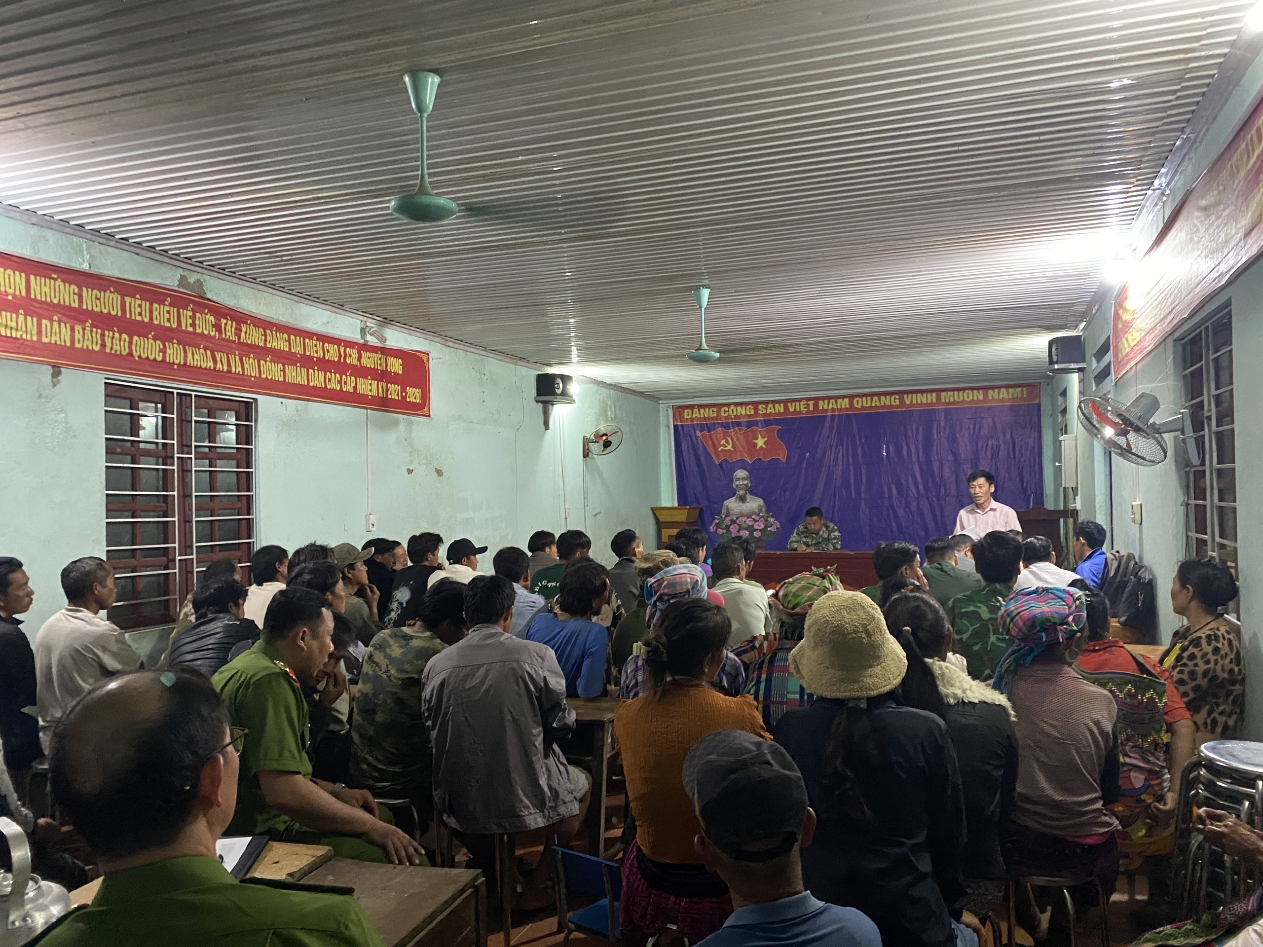 xã Chí Cà tổ chức tuyên truyền Chỉ thị và Nghị quyết của Tỉnh ủy Hà Giang
